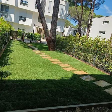 Aparthotel Liburn At San Pietro Gjiri I Lalzit